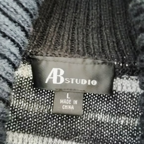 AB Studio Black & White Cardigan Sweater - Picture 2 of 6